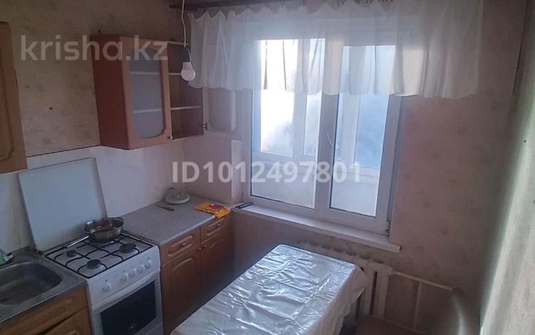 1-комнатная квартира · 31 м² · 5/5 этаж, Курмангазы — маметова за 10 млн ₸ в Уральске, мкр Школьник — фото 2