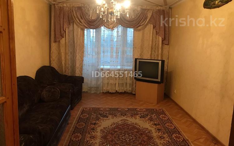 3-комнатная квартира, 68 м², 3/5 этаж помесячно, Назарбаева 21 за 120 000 〒 в Кокшетау — фото 2