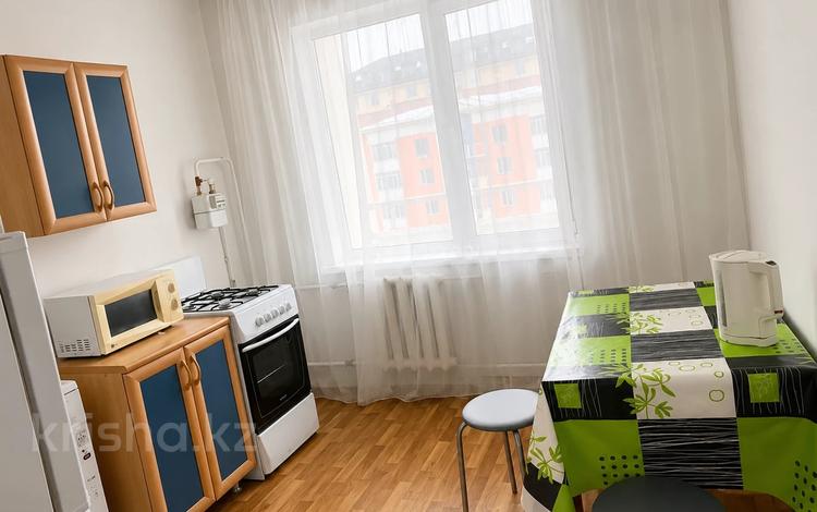 1-комнатная квартира · 43 м² · 5/5 этаж, Мкр Каратал за 18 млн ₸ в Талдыкоргане — фото 2