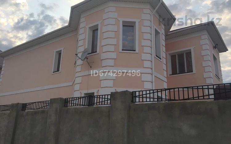 Отдельный дом • 7 комнат • 310 м² • 6 сот., Алау — 8 квартал за 75 млн 〒 в Баскудуке — фото 11
