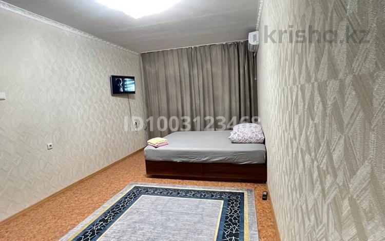 1-комнатная квартира · 47 м² · 2/9 этаж, мкр. Зачаганск пгт 85/2 за 10 000 ₸ в Уральске — фото 2