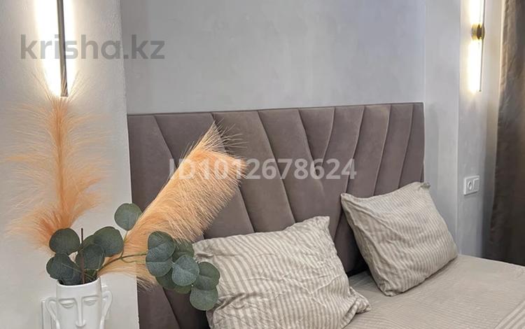2-бөлмелі пәтер · 62 м² · 2/12 қабат, Торайгырова 21/1 — СЗАДИ МЕГИ, бағасы: 25 000 ₸ в Алматы, Бостандыкский р-н — фото 2