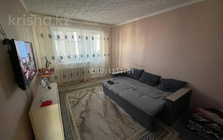 2-комнатная квартира · 44 м² · 5/5 этаж, 6 микрайон 13 — Детская площадка ботогоз за 4.5 млн ₸ в Житикаре — фото 2