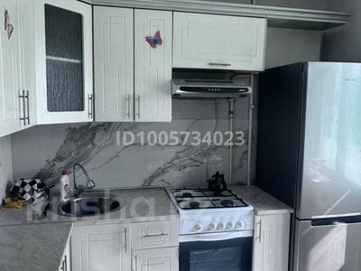 1-комнатная квартира · 33 м² · 3/5 этаж, мкр Кунаева за 140 000 〒 в Уральске