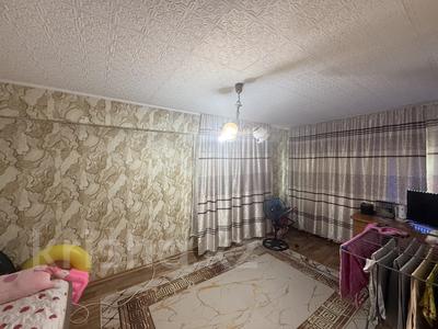 2-комнатная квартира · 44.5 м² · 1/5 этаж, Бурова 27 за 15.6 млн ₸ в Усть-Каменогорске, Ульбинский