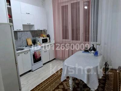 2-бөлмелі пәтер · 65 м² · 4/5 қабат, Балапанова 9, бағасы: 150 000 ₸ в Талдыкоргане, мкр Бирлик