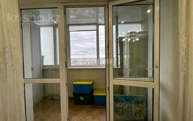 2-комнатная квартира · 77 м² · 9/10 этаж, мкр Новый Город, Ермекова 106/2 — Ермекова 106 за 23.5 млн ₸ в Караганде, Казыбек би р-н — фото 2