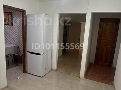 4-комнатная квартира · 94.4 м² · 5/6 этаж, мкр 4 31 — Трасса Уральск-Желаево за 210 000 〒