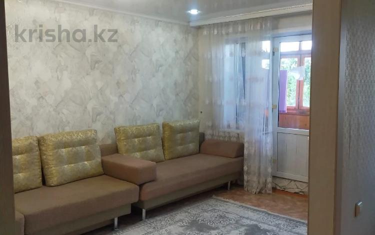 3-комнатная квартира · 57.5 м² · 4/5 этаж, 410 квартал 12 за 19.9 млн 〒 в Семее — фото 2