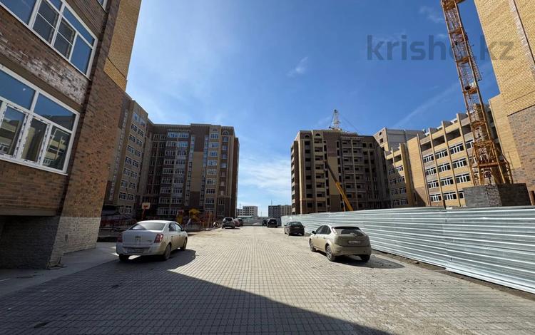 3-комнатная квартира · 107.4 м² · 7/8 этаж, Алтын орда 2 за 35.5 млн ₸ в Актобе — фото 2