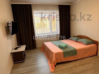 3-комнатная квартира · 60 м² · 1 этаж, Тлеулина 110 — Назарбаева за 18 000 ₸ в Кокшетау