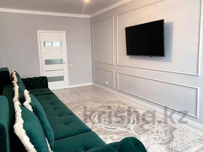 3-бөлмелі пәтер, 80 м², 1/5 қабат, Центральный 24В, бағасы: 30 млн 〒 в Кокшетау