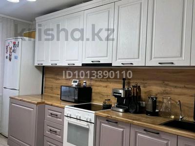 3-комнатная квартира · 64 м² · 5/5 этаж, мкр Юго-Восток, мкр Юго-Восток, 30й микрорайон — Находится возле жк Тулпар за 29 млн ₸ в Караганде, Казыбек би р-н