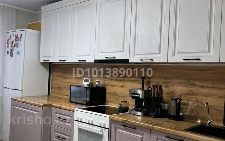3-комнатная квартира · 64 м² · 5/5 этаж, мкр Юго-Восток, мкр Юго-Восток, 30й микрорайон — Находится возле жк Тулпар за 29 млн ₸ в Караганде, Казыбек би р-н — фото 2