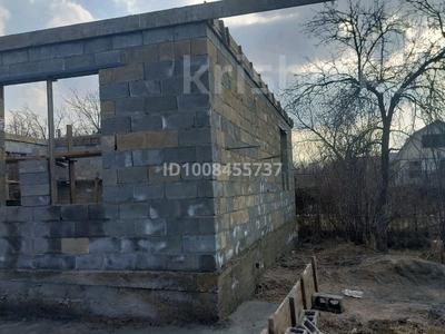 Дача · 3 комнаты · 90 м² · 6 сот., Абрикосовая 72 за 8 млн ₸ в Есик