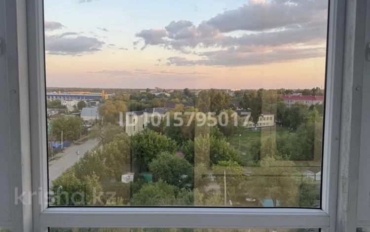 2-комнатная квартира · 60 м² · 8/9 этаж, Ружейникова 14 — Ружейникова 14 за 180 000 ₸ в Уральске — фото 2