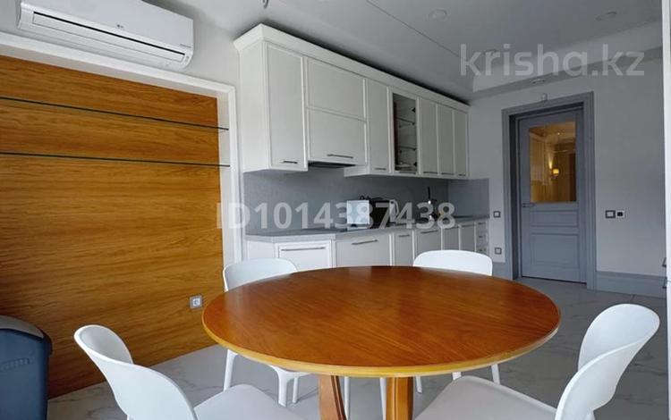 3-бөлмелі пәтер · 160 м² · 10/13 қабат, Маркова 61 — Попова, бағасы: 145 млн ₸ в Алматы, Бостандыкский р-н — фото 2