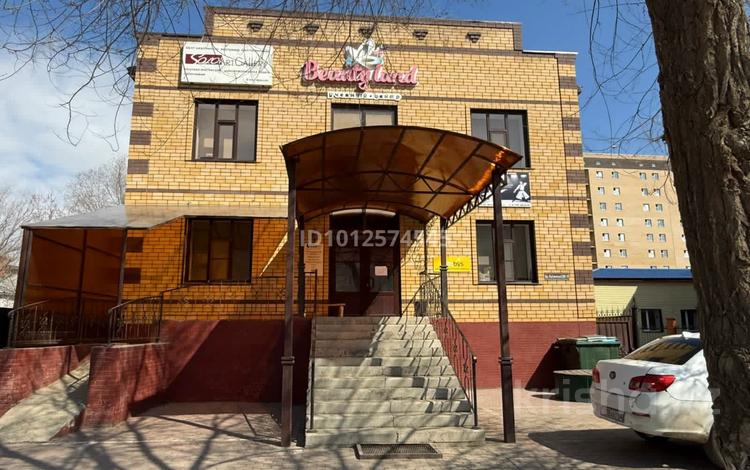 Офисы, магазины и бутики · 500 м² за 1.5 млн ₸ в Актобе — фото 2