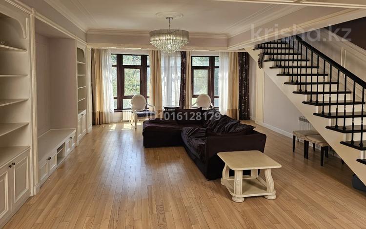 5-комнатная квартира · 364 м² · 3/4 этаж, мкр Самал-3, Керей-Жәнібек хандар — Достык/Аль Фараби за ~ 197.6 млн ₸ в Алматы, Медеуский р-н — фото 3