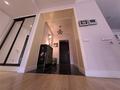 5-комнатная квартира · 364 м² · 3/4 этаж, мкр Самал-3, Керей-Жәнібек хандар — Достык/Аль Фараби за ~ 197.6 млн ₸ в Алматы, Медеуский р-н — фото 10