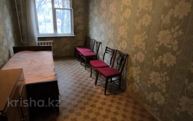 3-бөлмелі пәтер, 60 м², 1/4 қабат, мкр №4 8, бағасы: 30.5 млн 〒 в Алматы, Ауэзовский р-н — фото 2