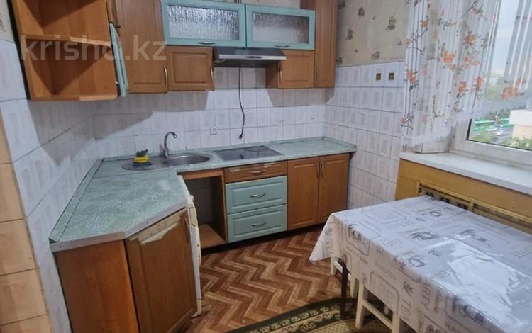 2-бөлмелі пәтер · 52 м² · 7/12 қабат, Ақсай-1А ш/а. 14 — Толе би Момышулы, бағасы: 200 000 ₸ в Алматы, Ауэзовский р-н — фото 2