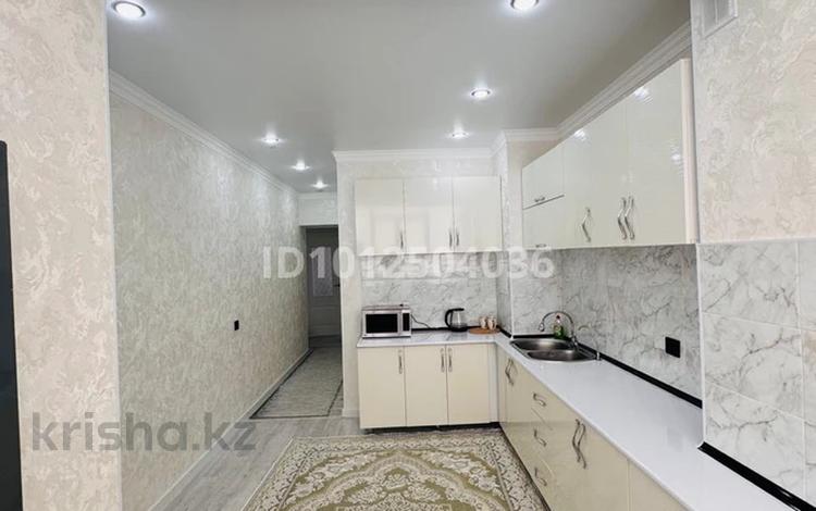 3-бөлмелі пәтер · 80 м² · 5/6 қабат, 32В мкр 12, бағасы: 21 млн ₸ в Актау — фото 2