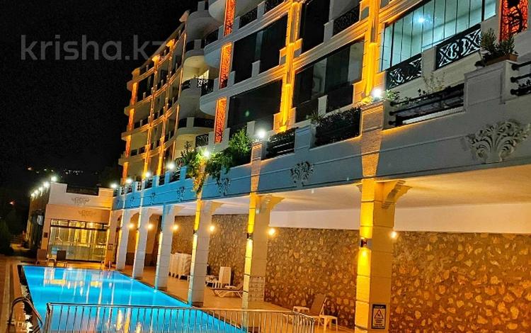 4-бөлмелі пәтер · 160 м² · 1/5 қабат, Оба 177, бағасы: 114 млн 〒 в Аланье — фото 24