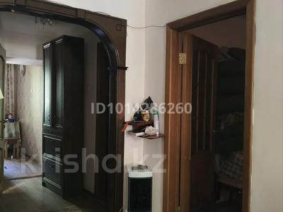 3-комнатная квартира · 60.8 м² · 1/4 этаж, мкр №6 1а за 33.5 млн ₸ в Алматы, Ауэзовский р-н