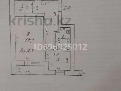 2-бөлмелі пәтер, 57.2 м², 2/5 қабат, Шукурова 100б — микрорайон Шуғыла(Прокуратура жаны), бағасы: 15 млн 〒 в 