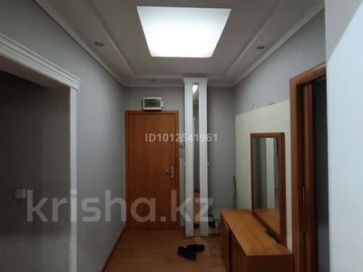 3-бөлмелі пәтер · 67 м² · 1/5 қабат, Сайрам ш/а, Еримбетова 34, бағасы: 28 млн ₸ в Шымкенте, Аль-Фарабийский р-н