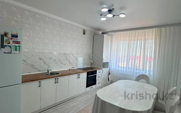 2-бөлмелі пәтер · 70 м² · 8/9 қабат, Алтын Орда, бағасы: 29 млн ₸ в Актобе — фото 2
