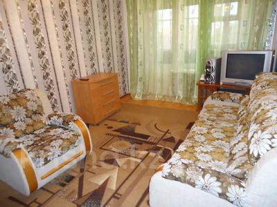 1-бөлмелі пәтер, 40 м², 5/5 қабат тәулігіне, Дружбы народов 4/1, бағасы: 5 000 〒 в Приозёрске