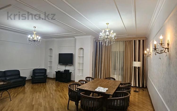 5-комнатная квартира · 330 м² · 4/5 этаж, проспект Достык за 255 млн ₸ в Алматы, Медеуский р-н — фото 2