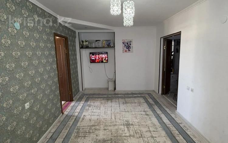 4-комнатная квартира · 60 м² · 4/5 этаж, Титов 8 за 9 млн ₸ в  — фото 2