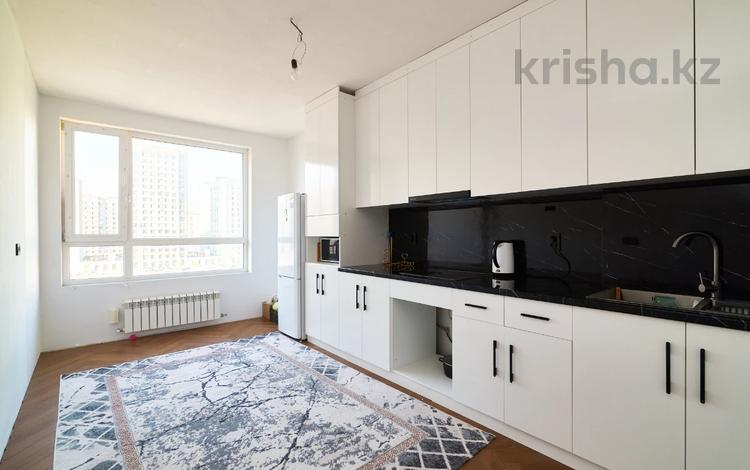 3-комнатная квартира · 84 м² · 6/9 этаж, Нажимеденова 27 за 52.5 млн ₸ в Астане, Сарайшык р-н — фото 2