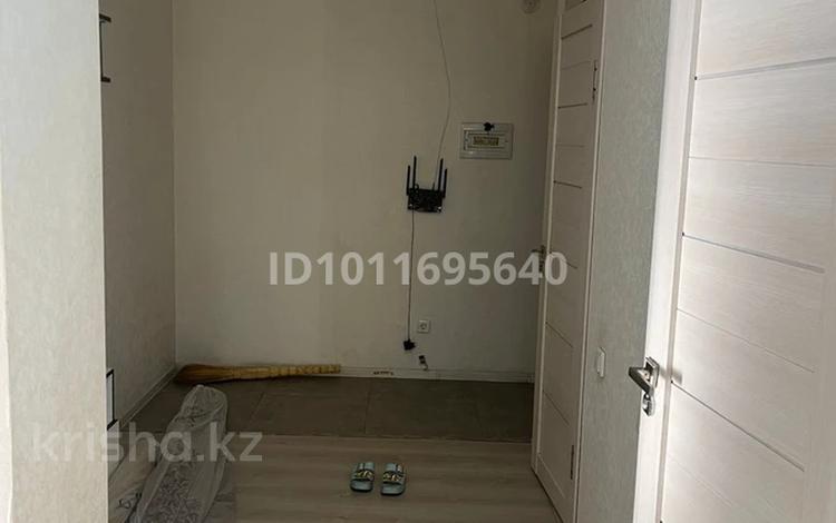 2-комнатная квартира · 56 м² · 8/9 этаж, мкр Нурсат 2 19/1 за 200 000 ₸ в Шымкенте, Каратауский р-н — фото 2