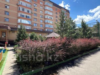 4-комнатная квартира · 156 м² · 8/8 этаж, мкр Михайловка , Аманжолова 41 за 76 млн ₸ в Караганде, Казыбек би р-н