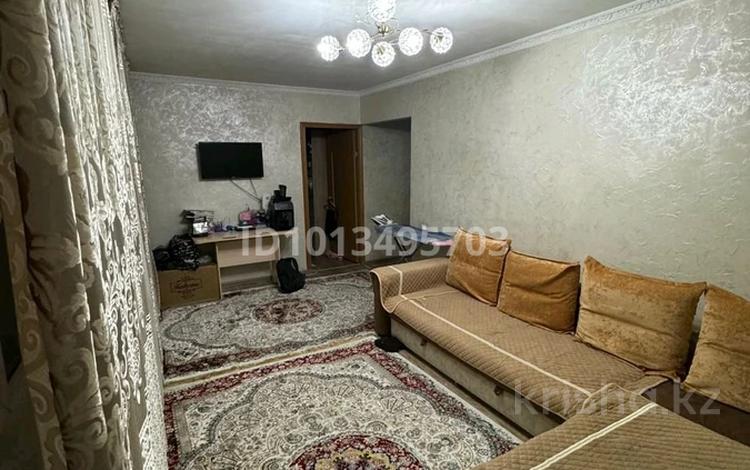 3-бөлмелі пәтер · 57 м², Абылайхана 205 — Пром, бағасы: 26 млн ₸ в Талгаре — фото 2