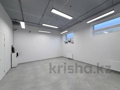 Свободное назначение, офисы, магазины и бутики, склады, салоны красоты, медцентры и аптеки, образование, развлечения · 156 м² за 85 млн ₸ в Астане, Сарайшык р-н