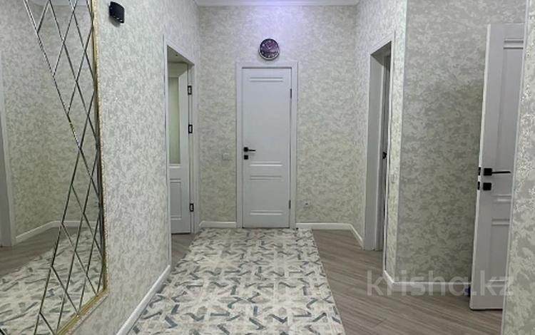 2-бөлмелі пәтер · 74 м² · 4/5 қабат, мкр. Алтын орда, мангилик ел, бағасы: 29.5 млн ₸ в Актобе — фото 2