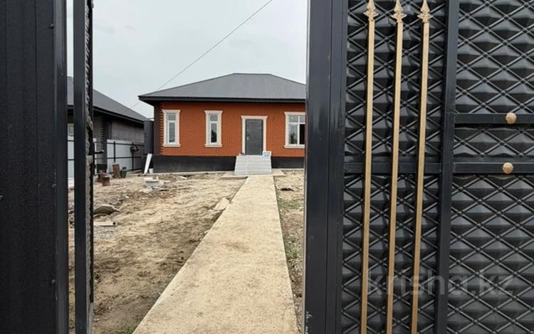 Отдельный дом · 3 комнаты · 120 м² · 5 сот., Аймаутова за 30 млн ₸ в Каскелене — фото 2