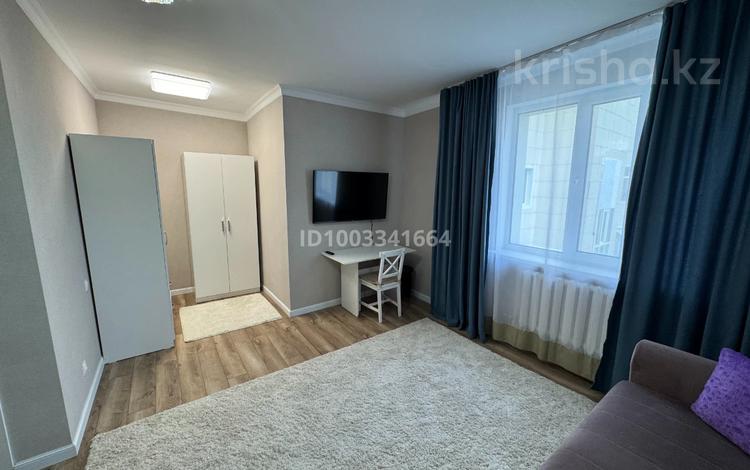 2-комнатная квартира · 65 м² · 9/9 этаж, Сауран 4 — Достык за 350 000 ₸ в Астане, Есильский р-н — фото 2