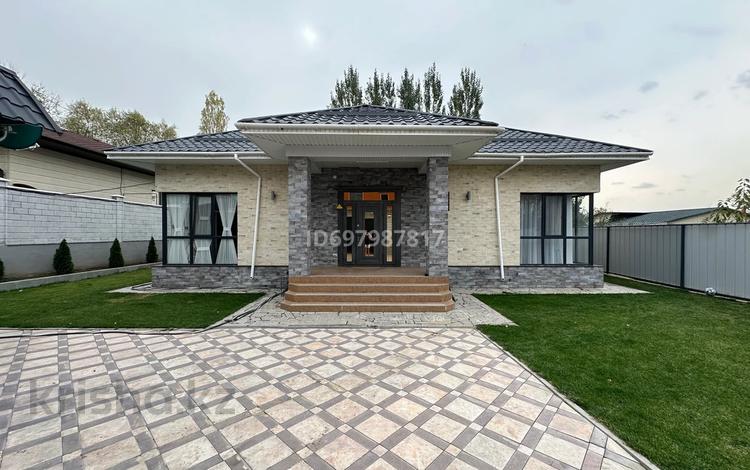 Отдельный дом · 5 комнат · 155 м² · 10 сот., Коктем за 100 млн 〒 в Кыргауылдах — фото 92