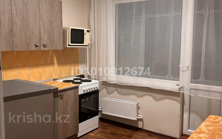 2-бөлмелі пәтер · 54 м² · 3/5 қабат, Льва Толстого 16, бағасы: 200 000 ₸ в Усть-Каменогорске — фото 2