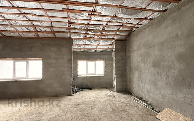 3-бөлмелі пәтер · 105 м² · 8/8 қабат, 19-й мкр 45, 45/1, 45/2, 45/3, бағасы: 15 млн ₸ в Актау — фото 2