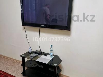 1-комнатная квартира · 30 м² · 1/5 этаж, Ауэзова 3б — За магазином Магнум за 160 000 ₸ в 