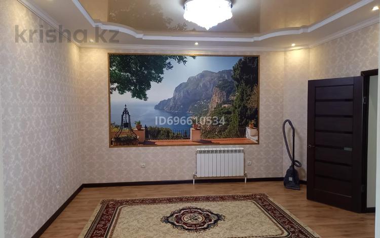 2-комнатная квартира · 100 м² · 4/7 этаж, мкр. Алтын орда, Санкибай батыра — ТД "Каспий Свет" за 220 000 ₸ в Актобе — фото 2