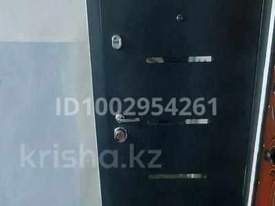 2-бөлмелі пәтер · 48 м² · 4/5 қабат, Назарбаева 132 — Район сокола ,,дом с солдатом, бағасы: ~ 16.6 млн ₸ в Петропавловске