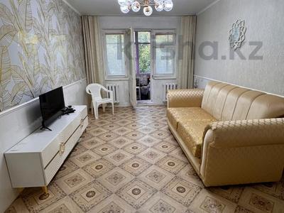 2-бөлмелі пәтер · 45 м² · 4/5 қабат, Абая, бағасы: 13.6 млн ₸ в Уральске